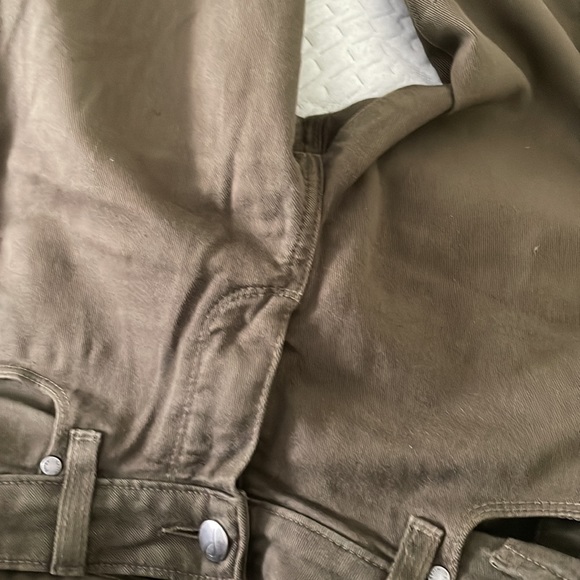 Paige peg skinny 27” olive 🫒 green/army green cotton and 2% spandex - Picture 12 of 13